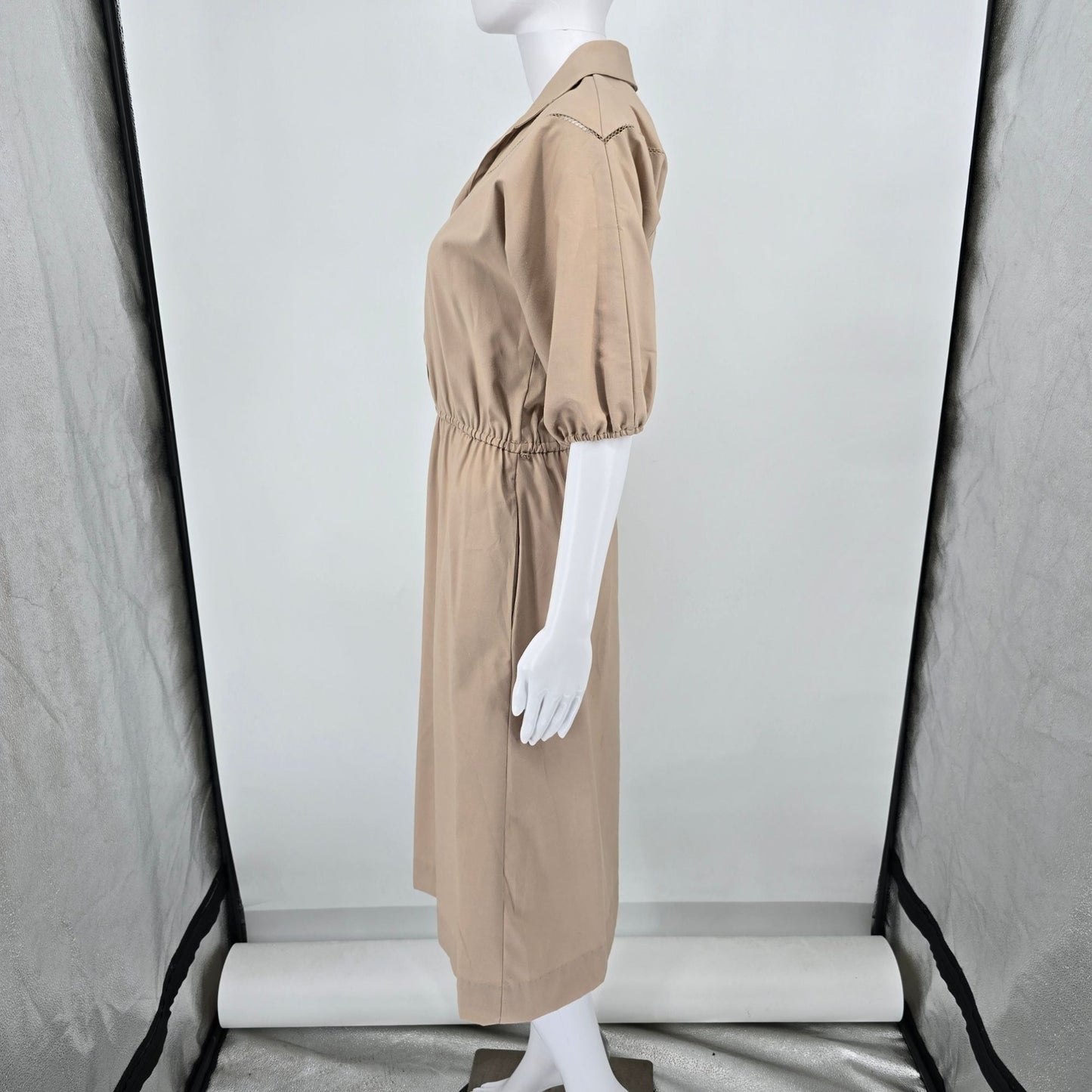 Vintage 1970s Toni Todd Khaki Elastic Waist Union Made Shirtwaist Midi Dress (M)