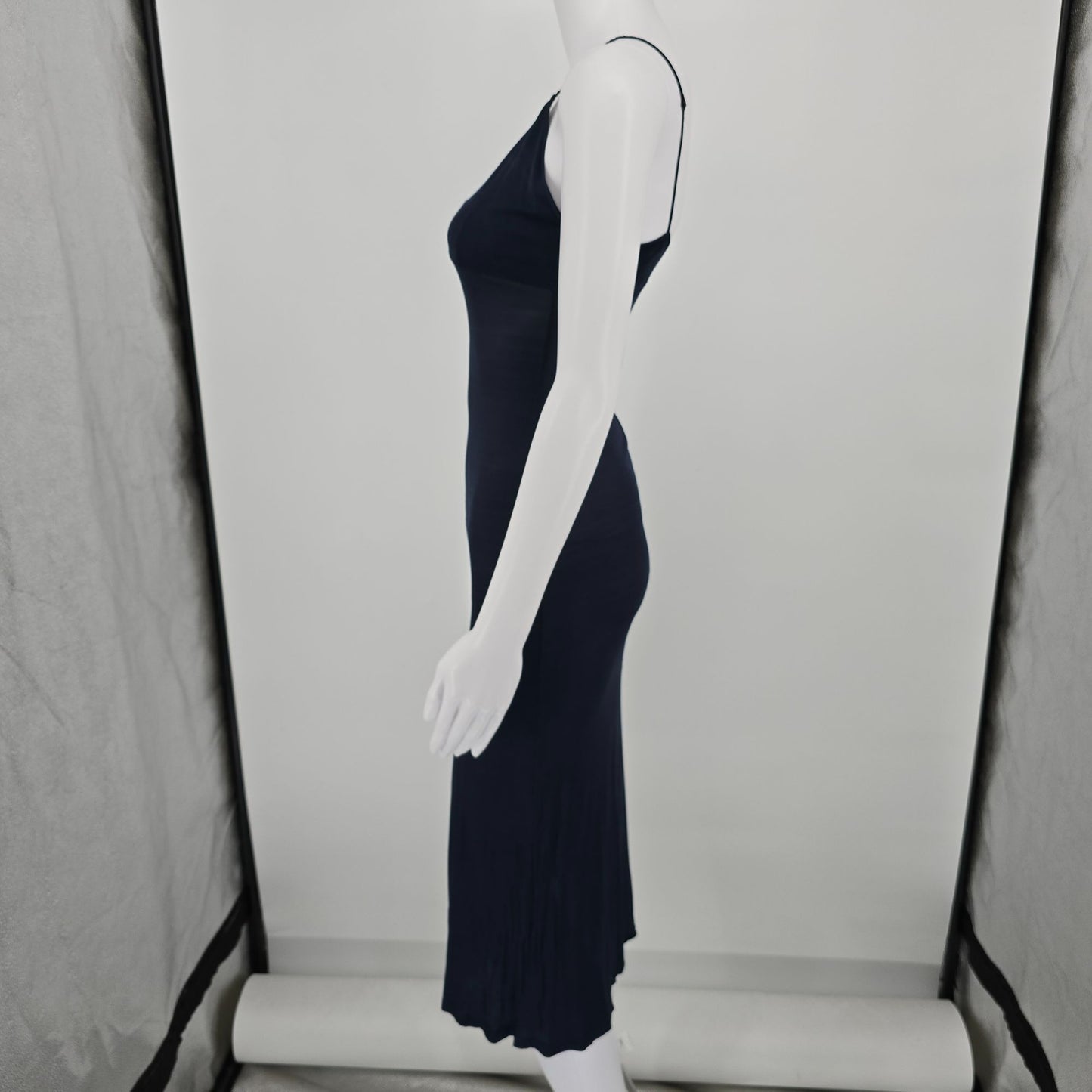 Vintage 1940s Sakura Distinctive Underthings Bemberg Rayon Navy Slip (XS/S)