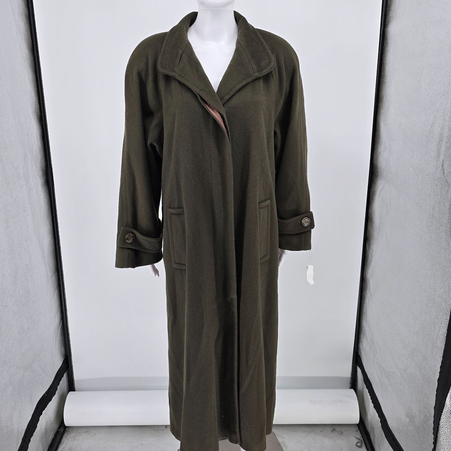 Vintage 1980s Casual Corner Oversized Wool Blend Olive Green Long Coat (Size 10)