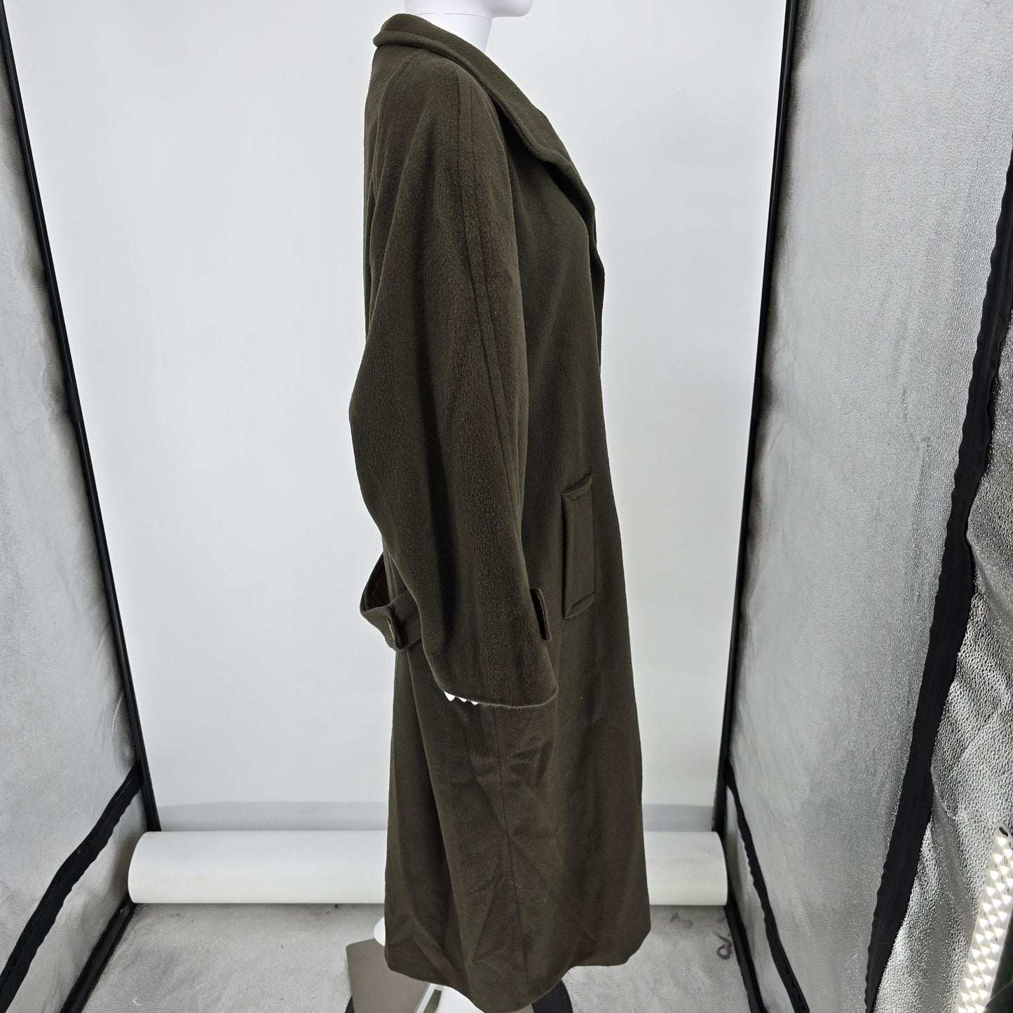 Vintage 1980s Casual Corner Oversized Wool Blend Olive Green Long Coat (Size 10)