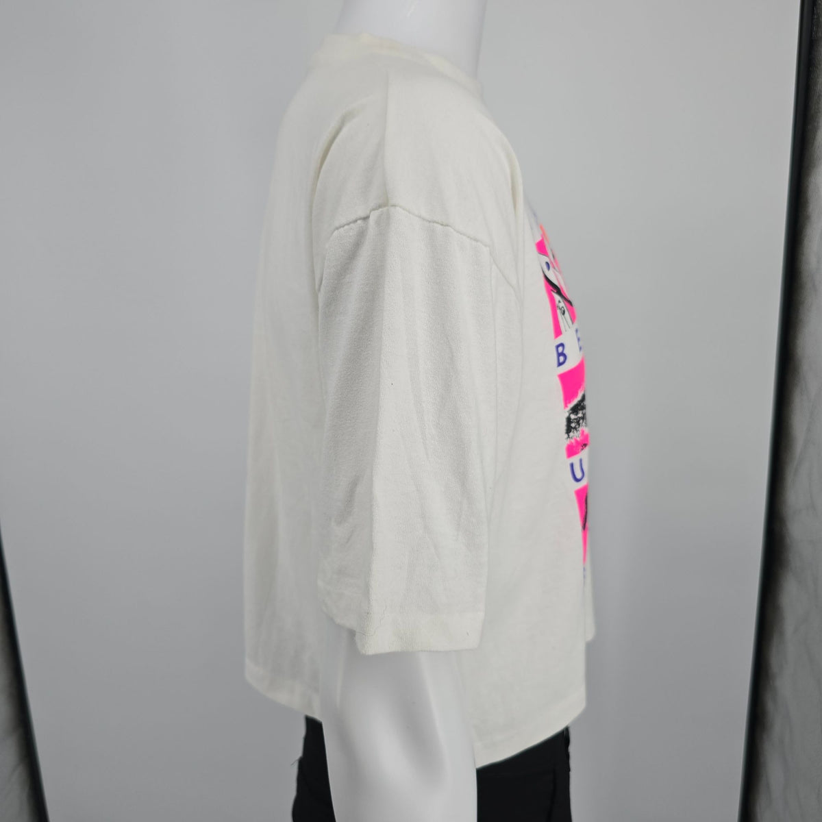Vintage 1980s Urban Gear Urban Surf Beach Gear Cropped Neon T-Shirt (L/XL)