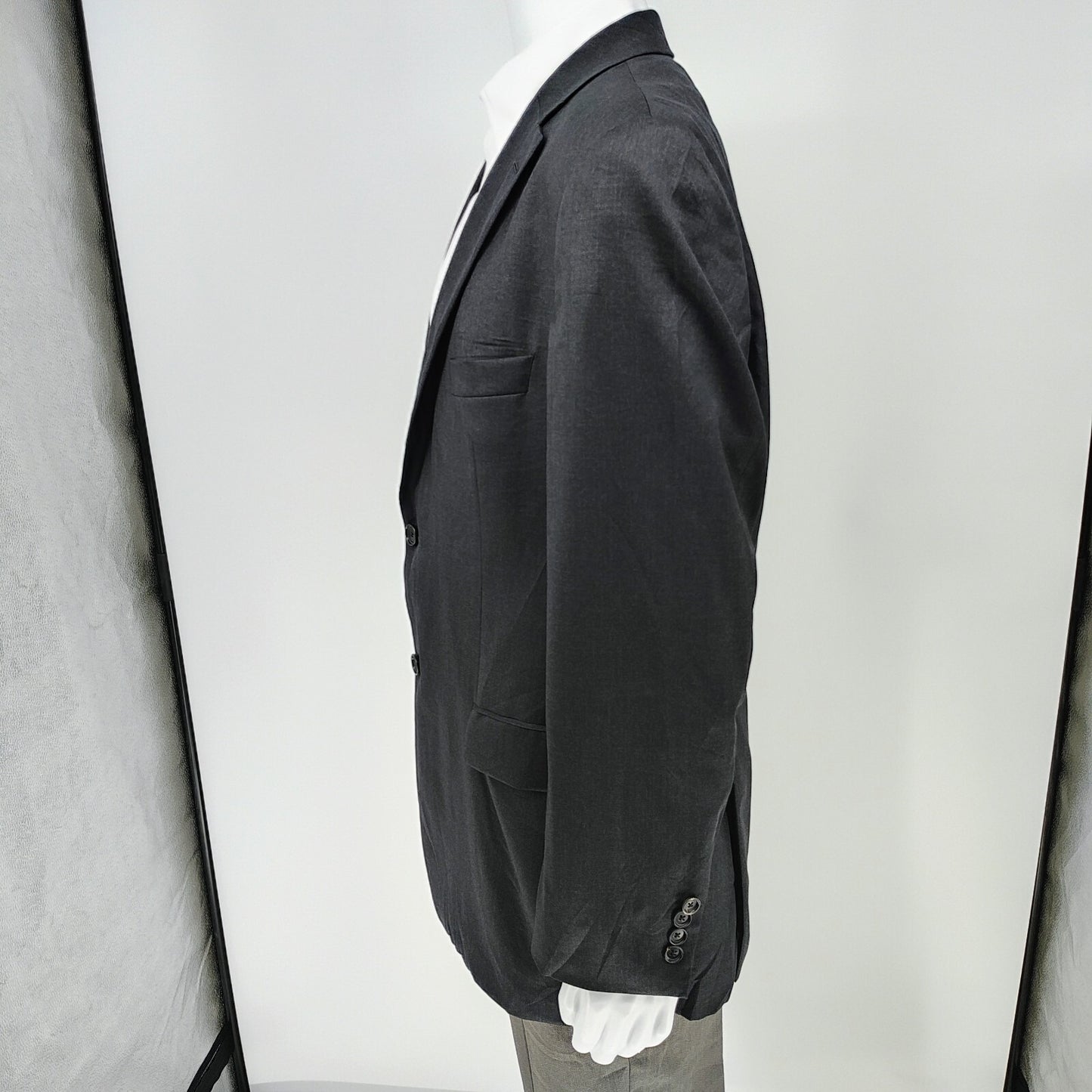 Boss Hugo Boss Reda Super 100 Charcoal Pasolini/Movie US_2 Suit Jacket (44R)