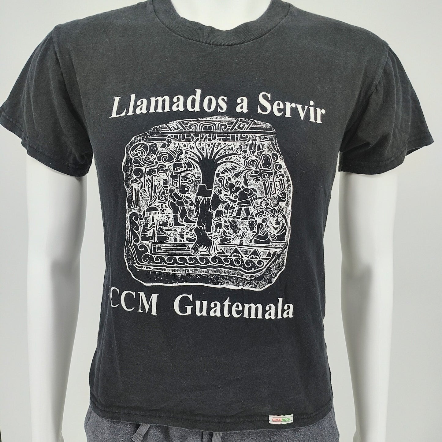 Playeras Coco Rock 'Llamados a Servir CCM Guatemala' Graphic T-Shirt (XS)