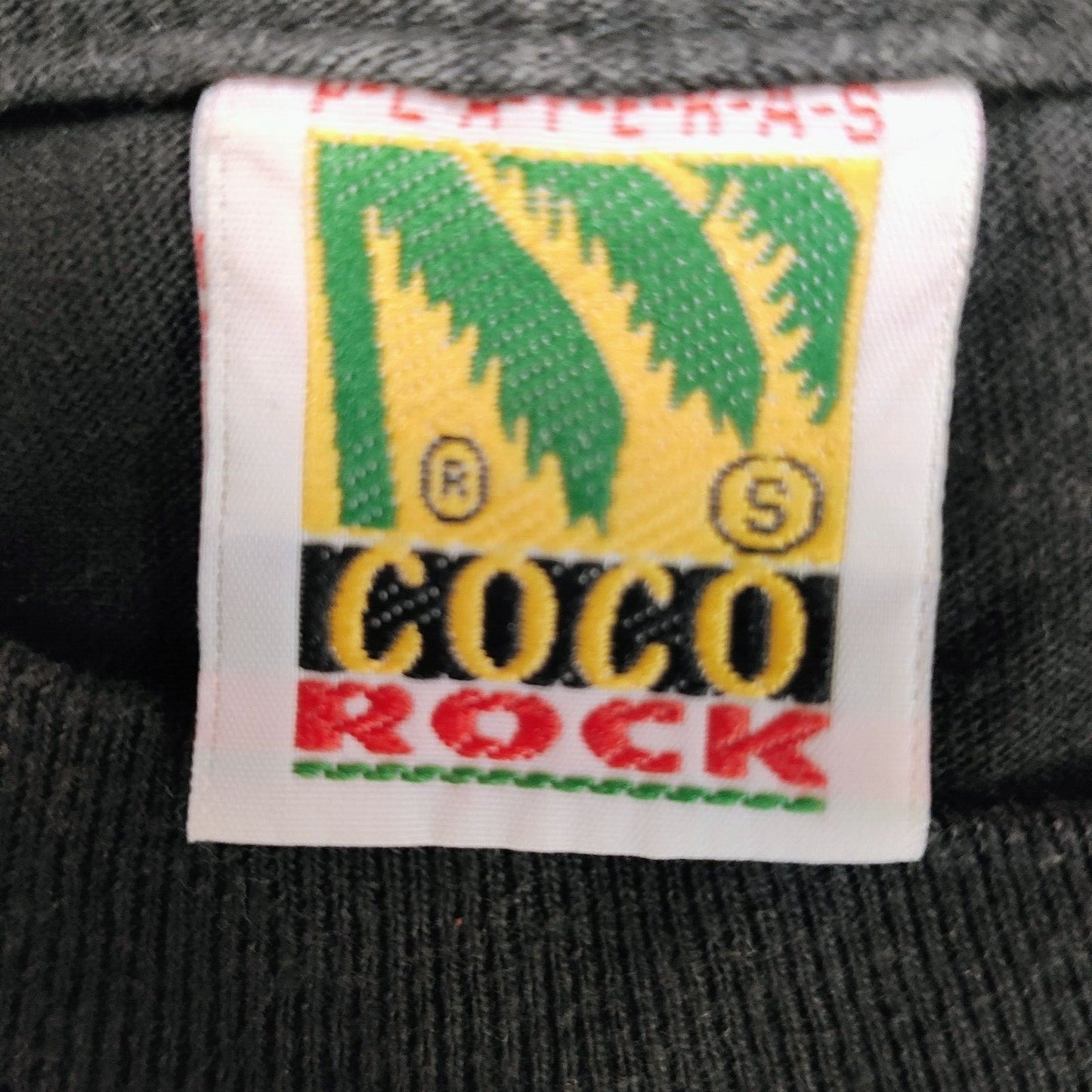 Playeras Coco Rock 'Llamados a Servir CCM Guatemala' Graphic T-Shirt (XS)
