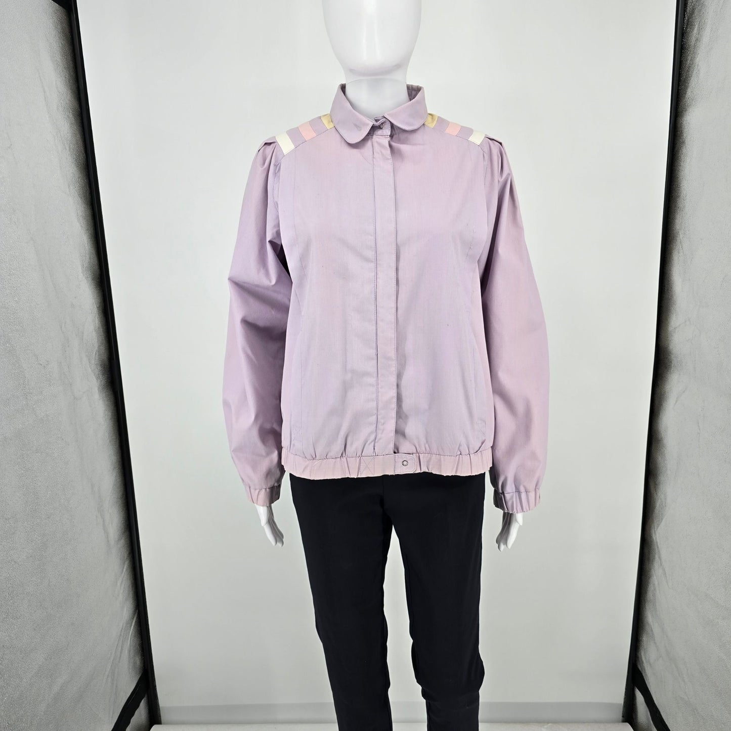Vintage 1980s White Tiger Macau Lavender Pastel Stripe Windbreaker Jacket (M)