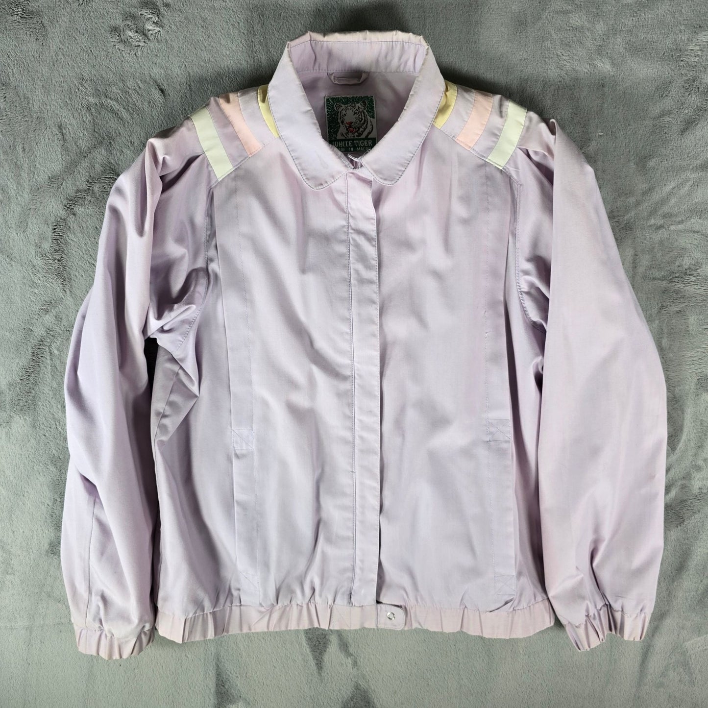 Vintage 1980s White Tiger Macau Lavender Pastel Stripe Windbreaker Jacket (M)
