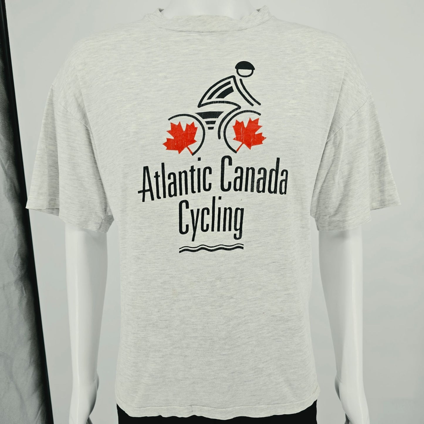 Vintage 1990s Hanes Beefy-T Heather Gray Atlantic Canada Cycling T-Shirt (XL)