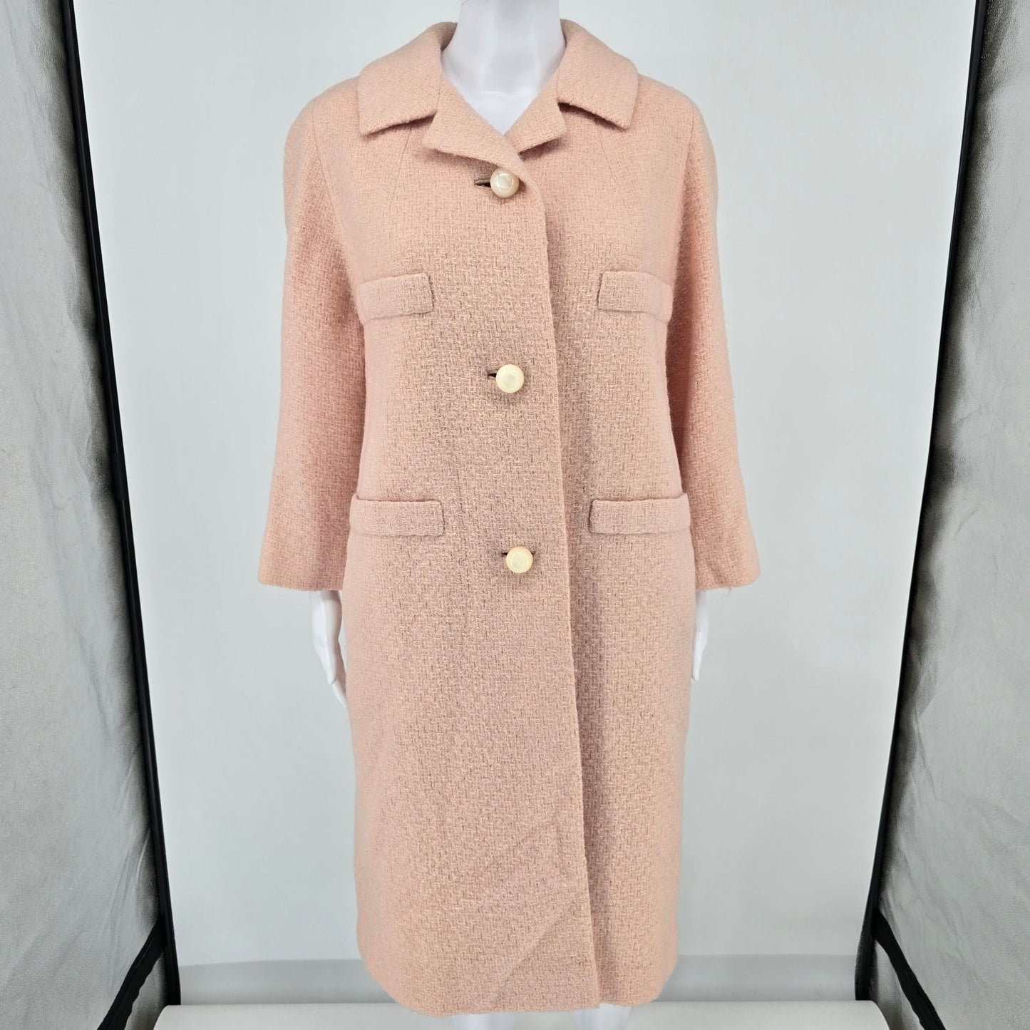 Vintage 1960s Marshall Field & Company Frank Gallant Blush Pink Mod Coat (L)
