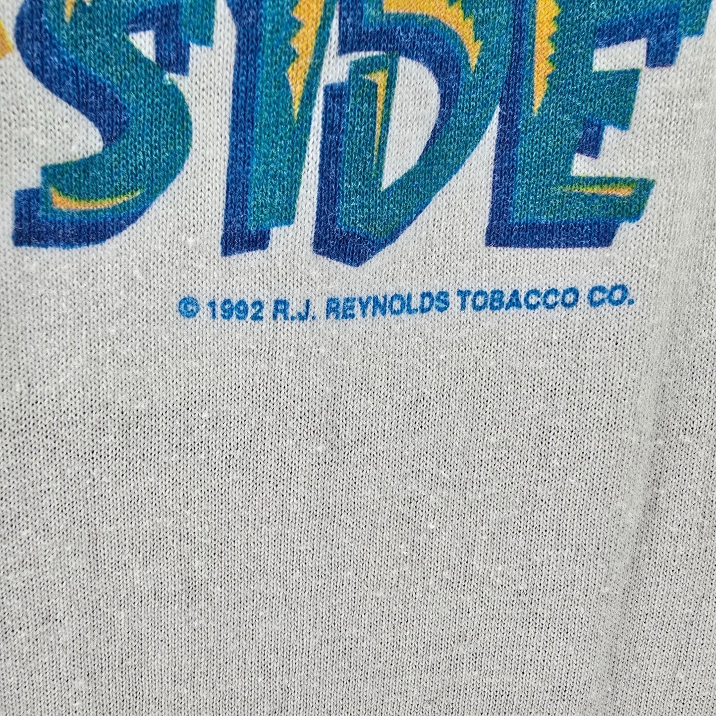 Vintage 1990s Salem Cigarettes Everybody's Comin' To The Fresh Side T-Shirt (XL)