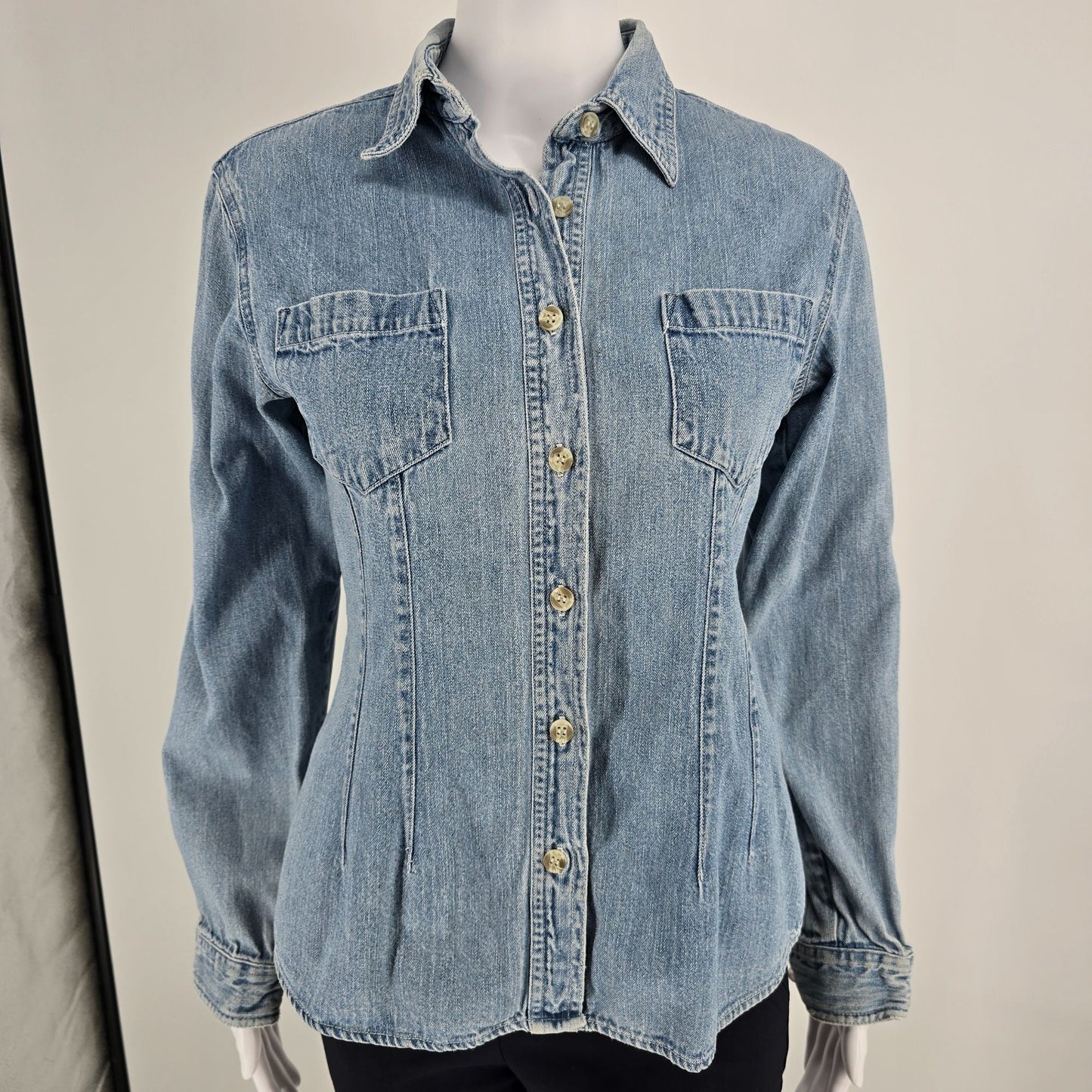 Vintage 1990s A*O American Outpost Women's Light Wash Denim Button-up Shirt (M)