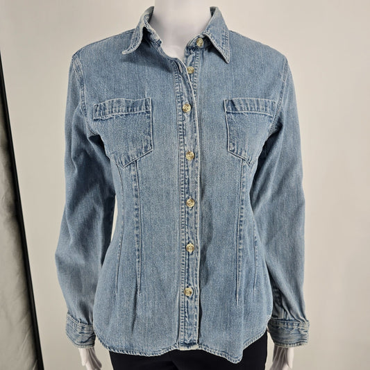 Vintage 1990s A*O American Outpost Women's Light Wash Denim Button-up Shirt (M)