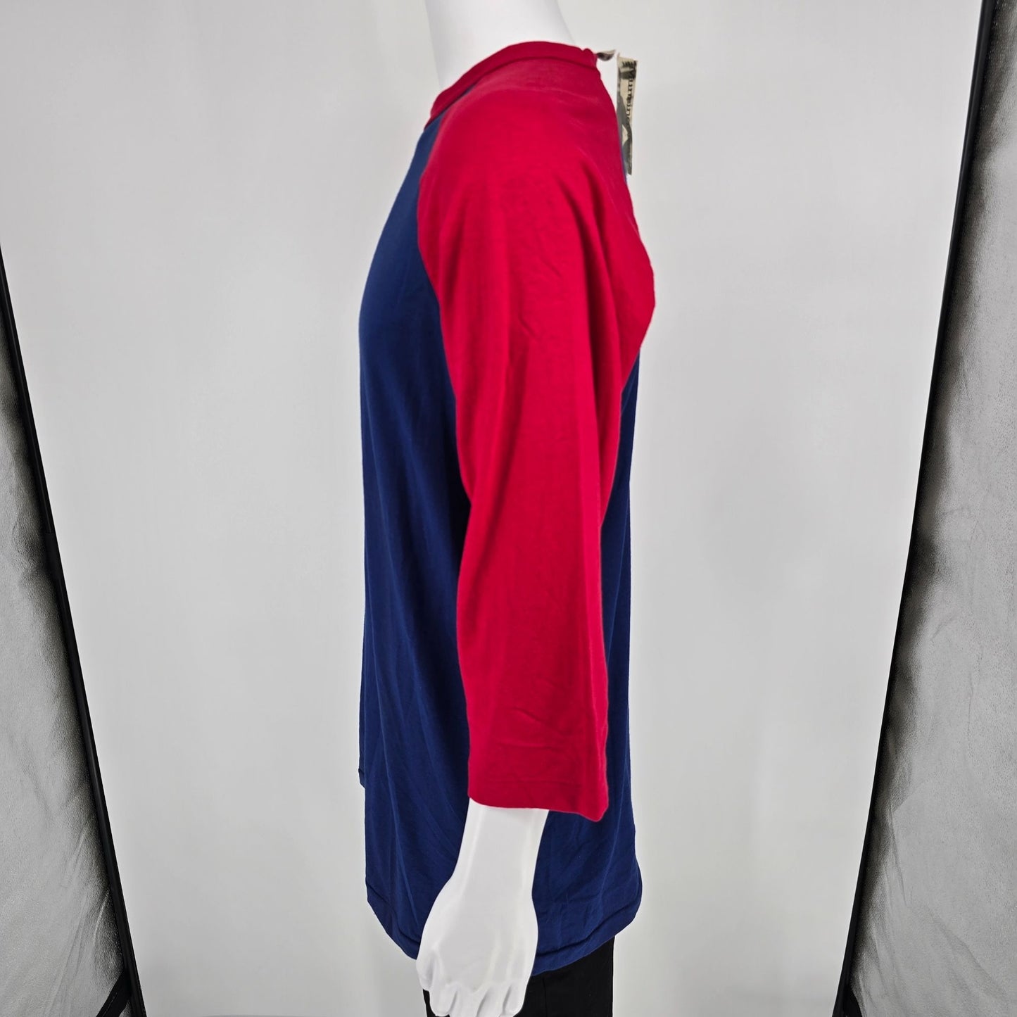Vintage 1990s NWD Deadstock Munsingwear 3/4 Sleeve Blank Raglan Baseball Tee (L)