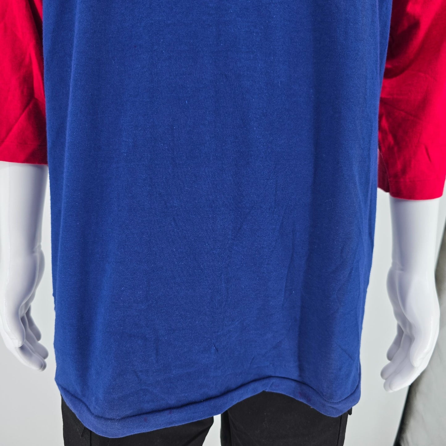 Vintage 1990s NWD Deadstock Munsingwear 3/4 Sleeve Blank Raglan Baseball Tee (L)