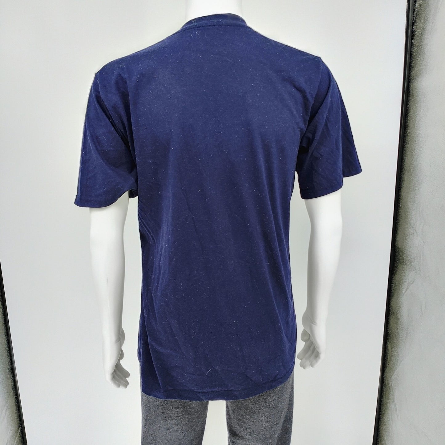 I-Lands Phillippines Cagayan De Oro "The Place to Be" T-Shirt (Large) *FLAWS"