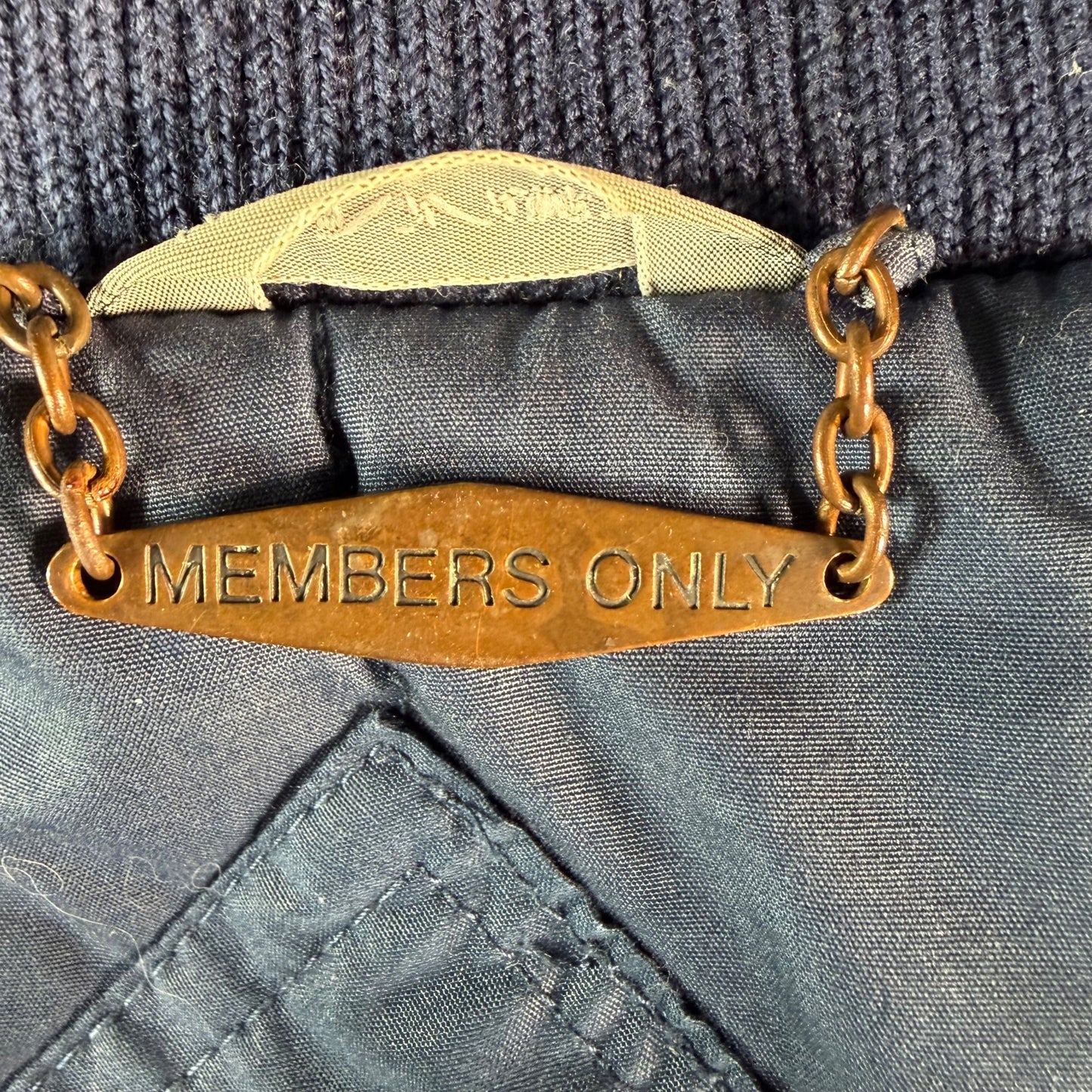 Vintage 1980s Members Only Blue Padded Bomber Jacket (Size 40/Medium)