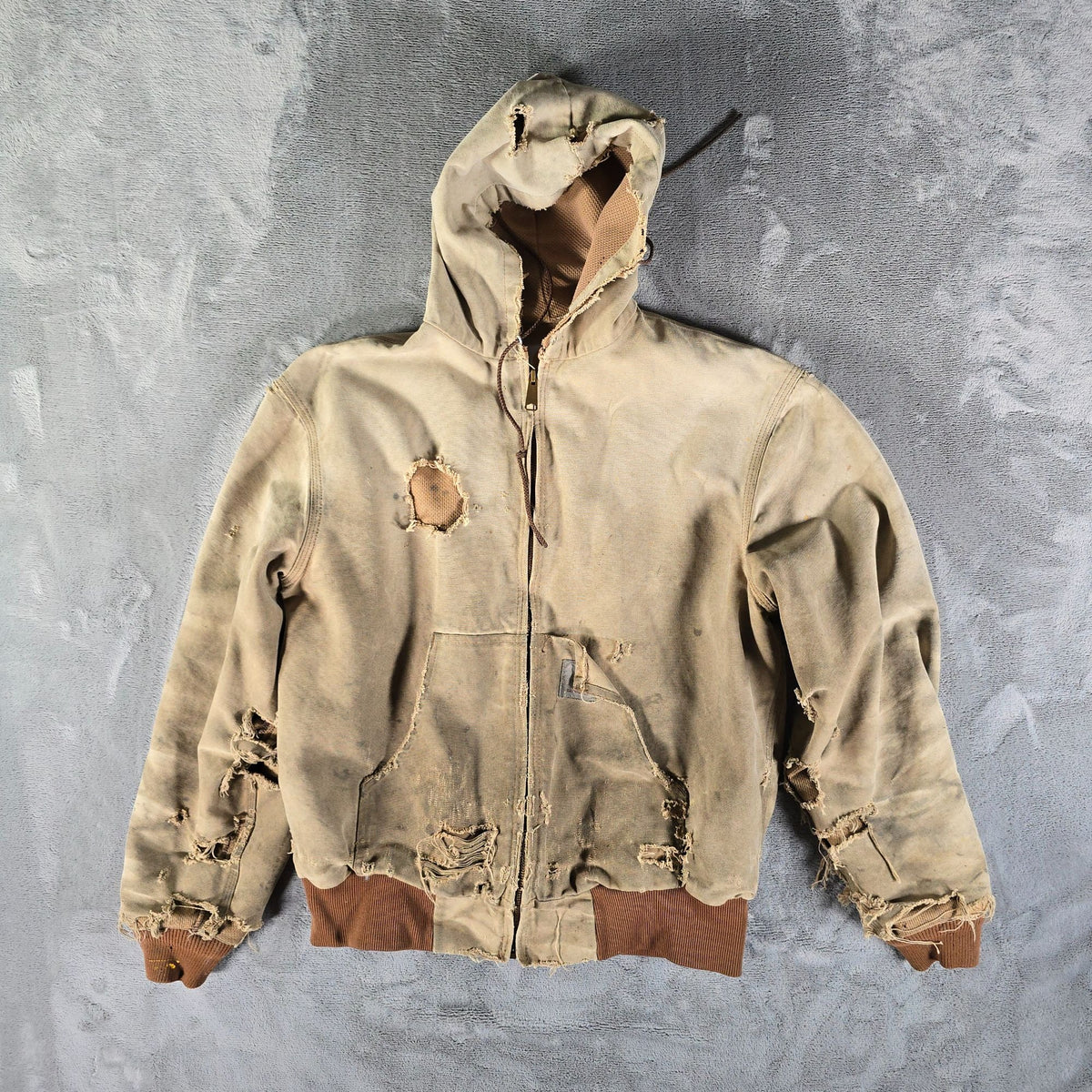 Thrashed Vintage 1990s Carhartt JR106/J03 BRN Thermal-Lined Active Jacket (L)