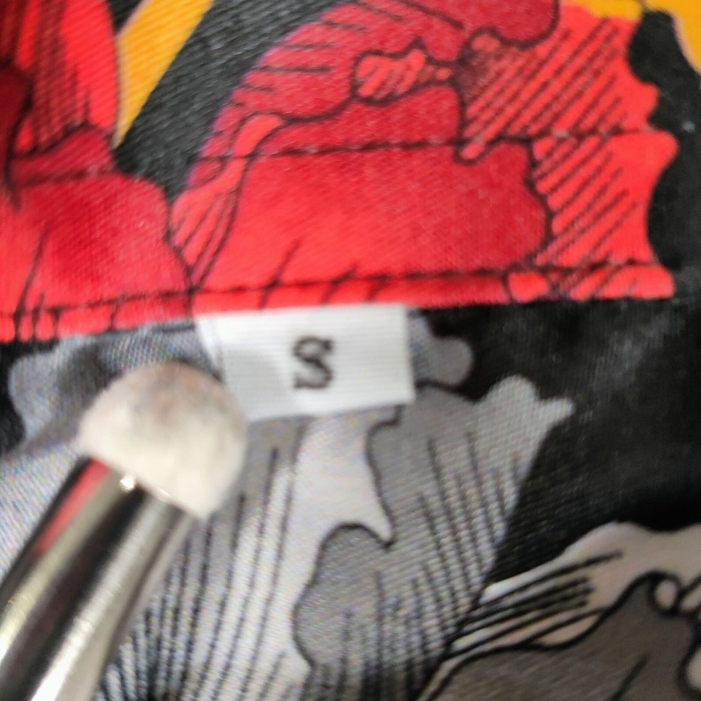 Euow Mens Floral Long Sleeve Black, Red, Gray, and Yellow Hawaiian Shirt (S)