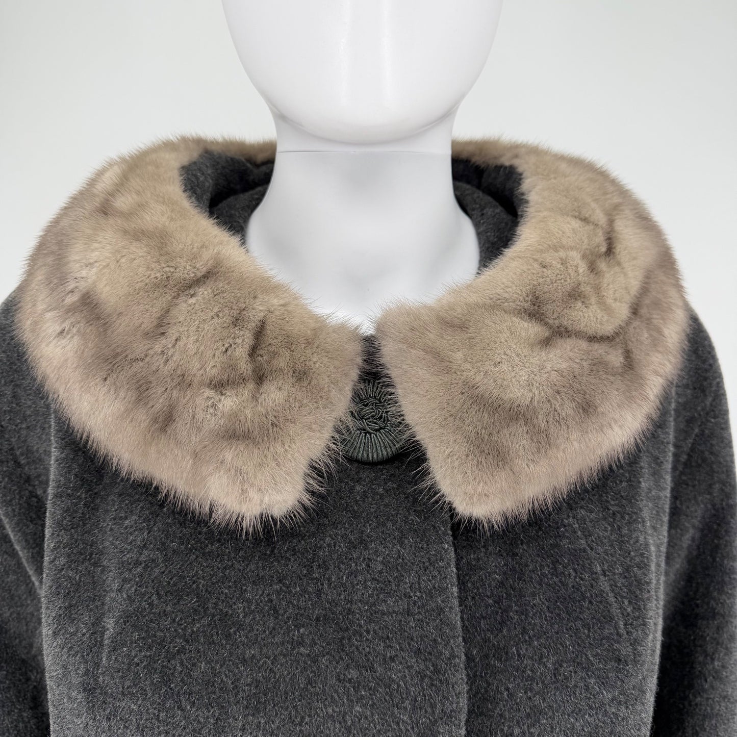 Vintage 1960s Rike-Kumler Women's Fur Collar Constantino Wool Coat (XL)