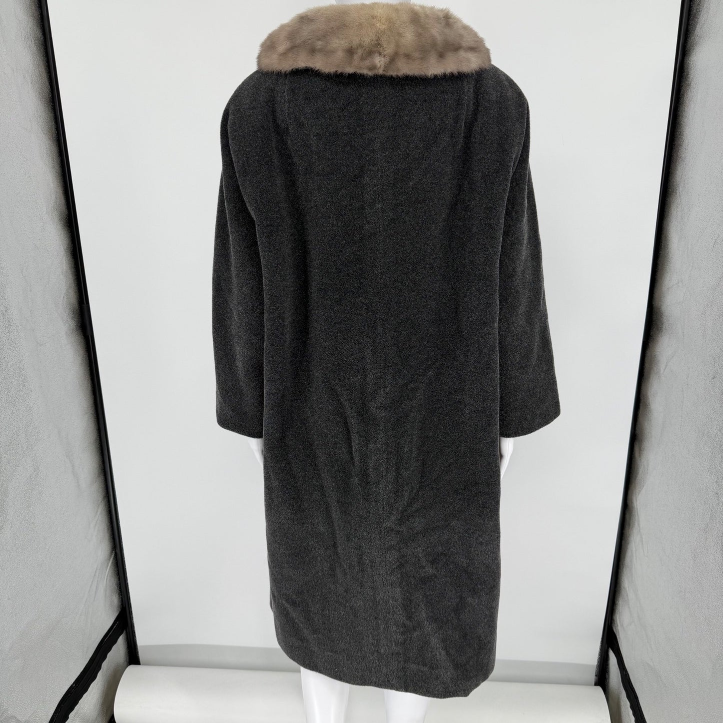 Vintage 1960s Rike-Kumler Women's Fur Collar Constantino Wool Coat (XL)