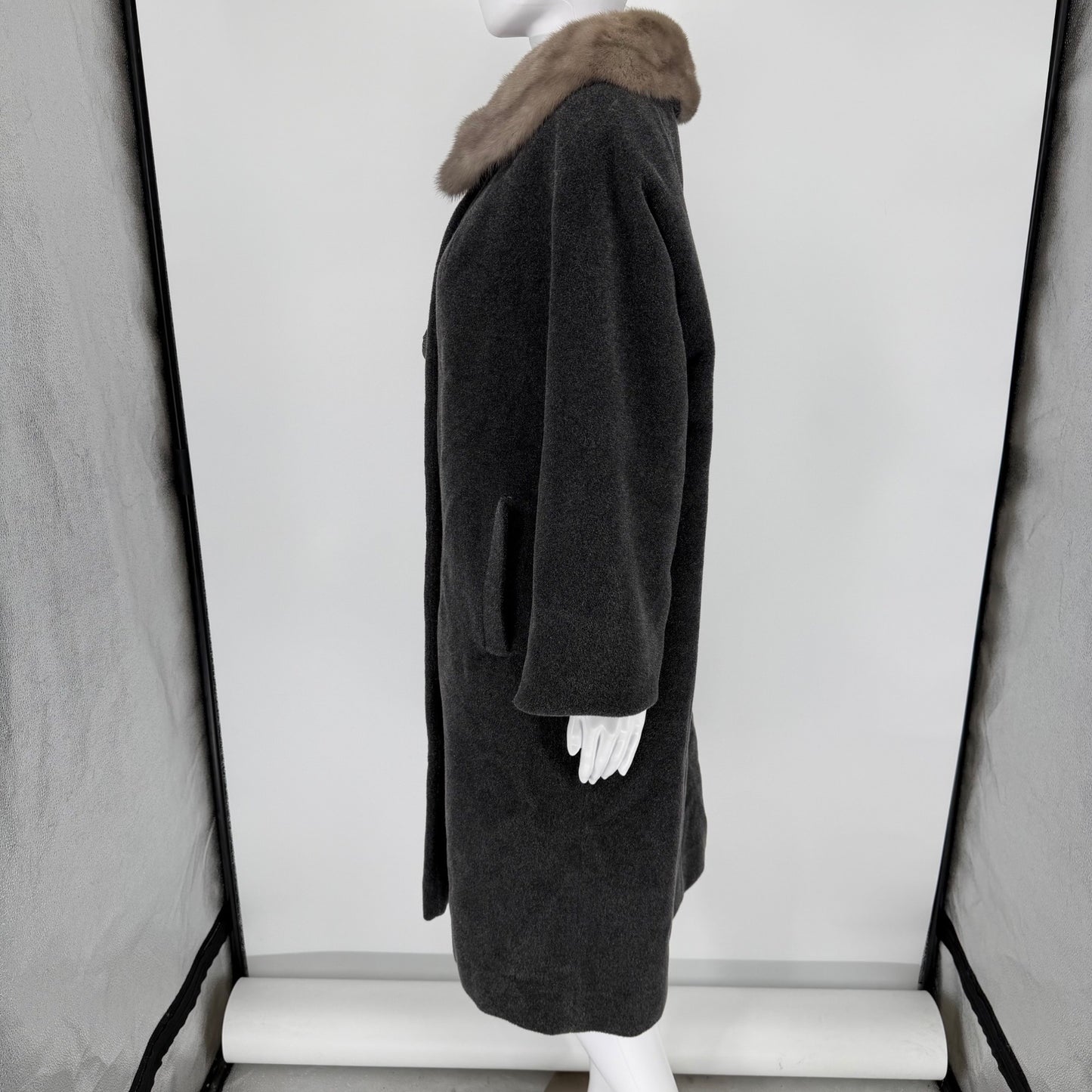 Vintage 1960s Rike-Kumler Women's Fur Collar Constantino Wool Coat (XL)