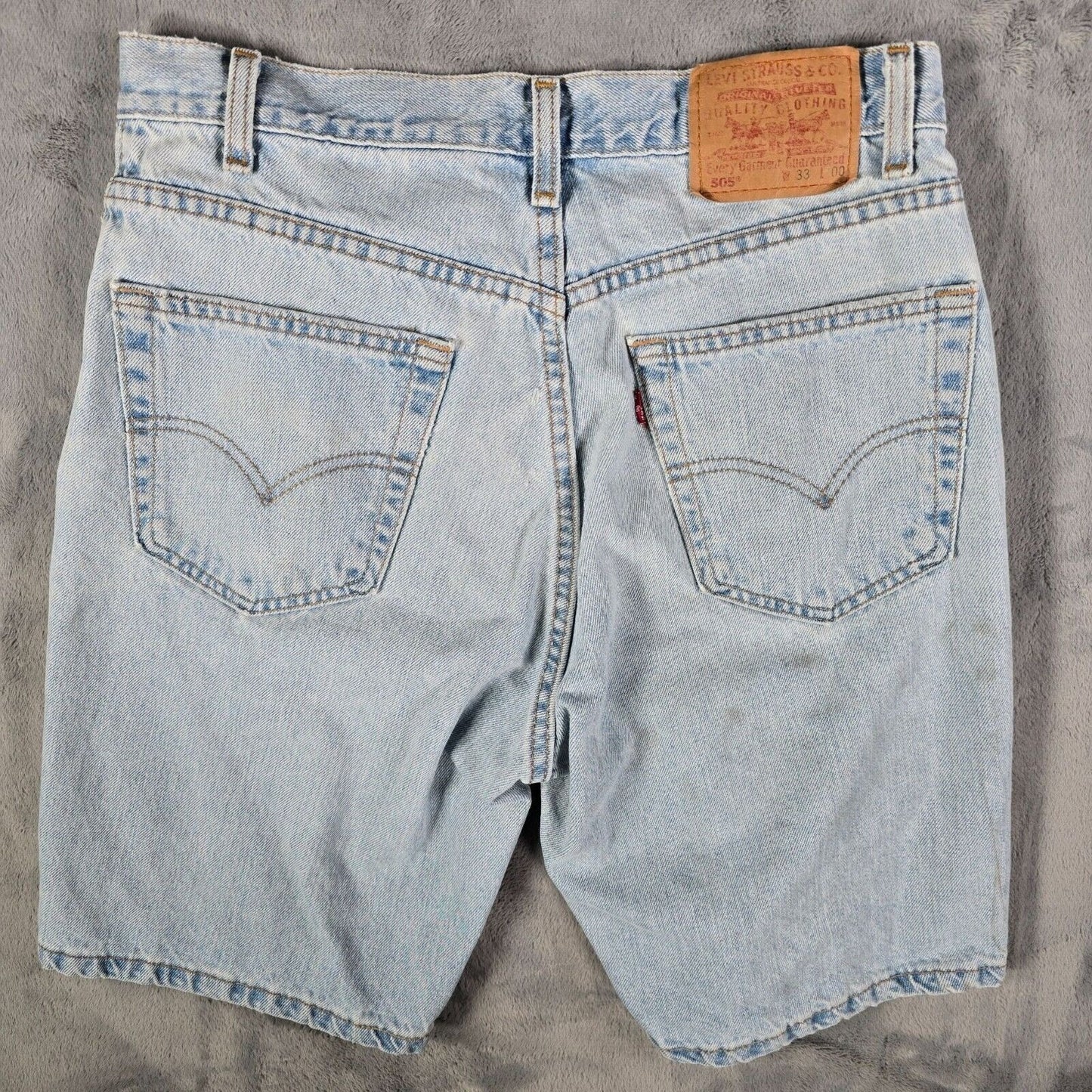 Vintage 2001 Y2K Made in USA Levi's 505 Men's Regular Fit Denim Shorts (31)