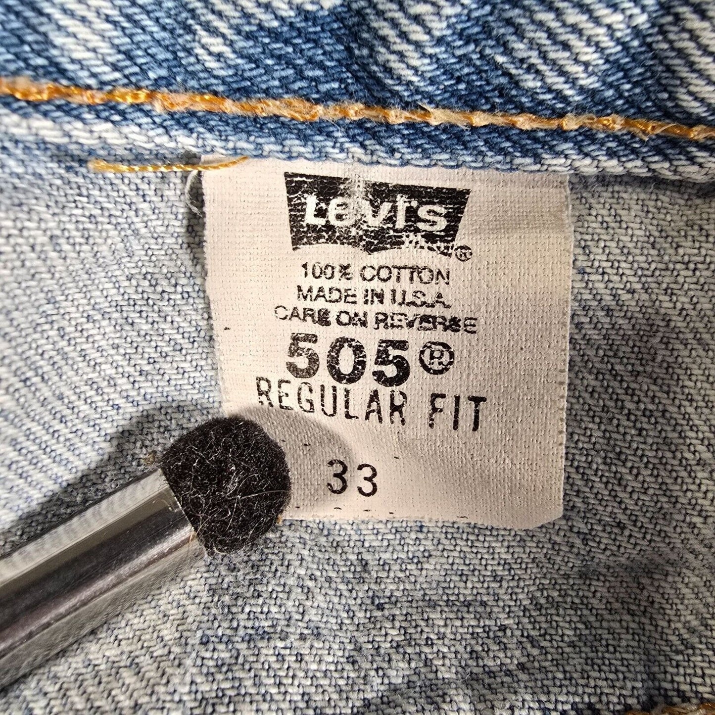Vintage 2001 Y2K Made in USA Levi's 505 Men's Regular Fit Denim Shorts (31)