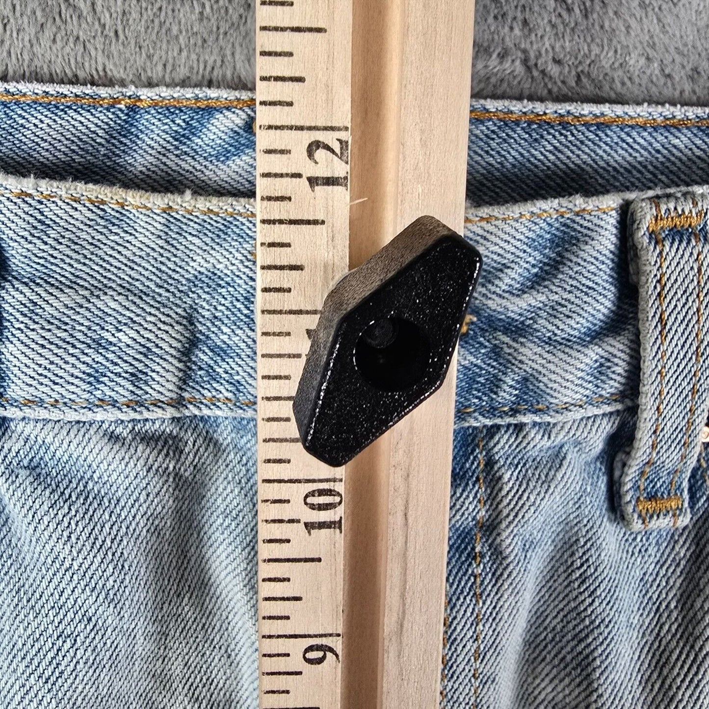 Vintage 2001 Y2K Made in USA Levi's 505 Men's Regular Fit Denim Shorts (31)
