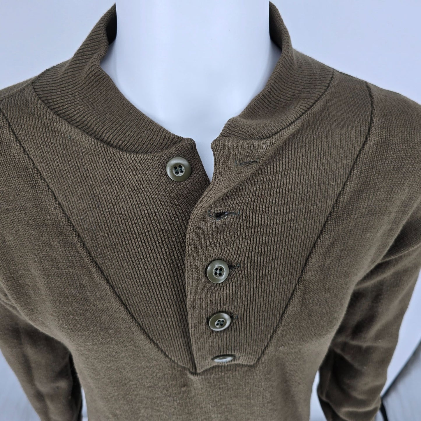 Vintage 1994 Men's U.S. Army Mitt's Nitts Acrylic Olive Drab OD Sweater (M)
