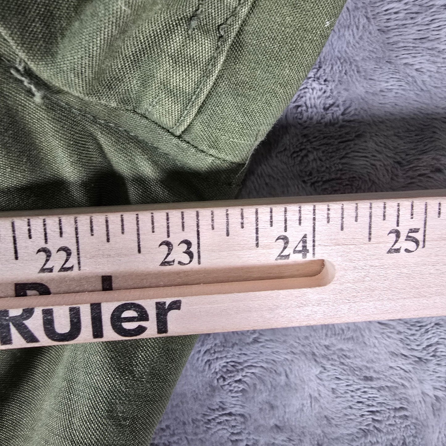 Vintage 1970s U.S. Army OG-107 Olive Green Cold Weather M-1965 Field Jacket (M)