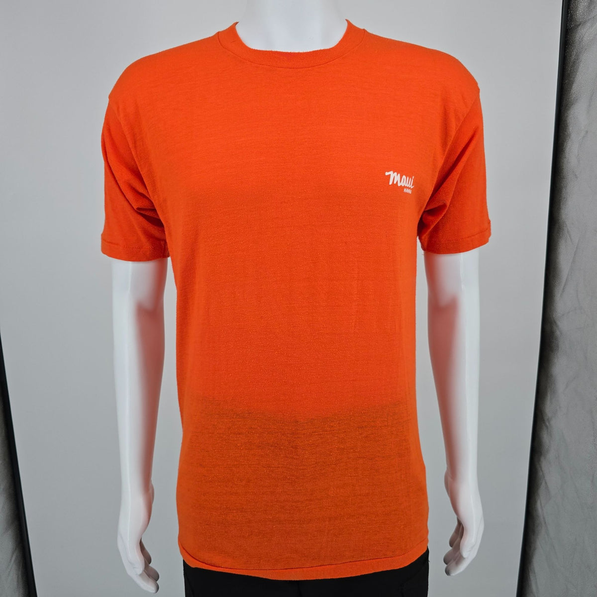 Vintage 1980s Healthknit Orange Maui Hawaii Souvenir/Tourist T-Shirt (M)