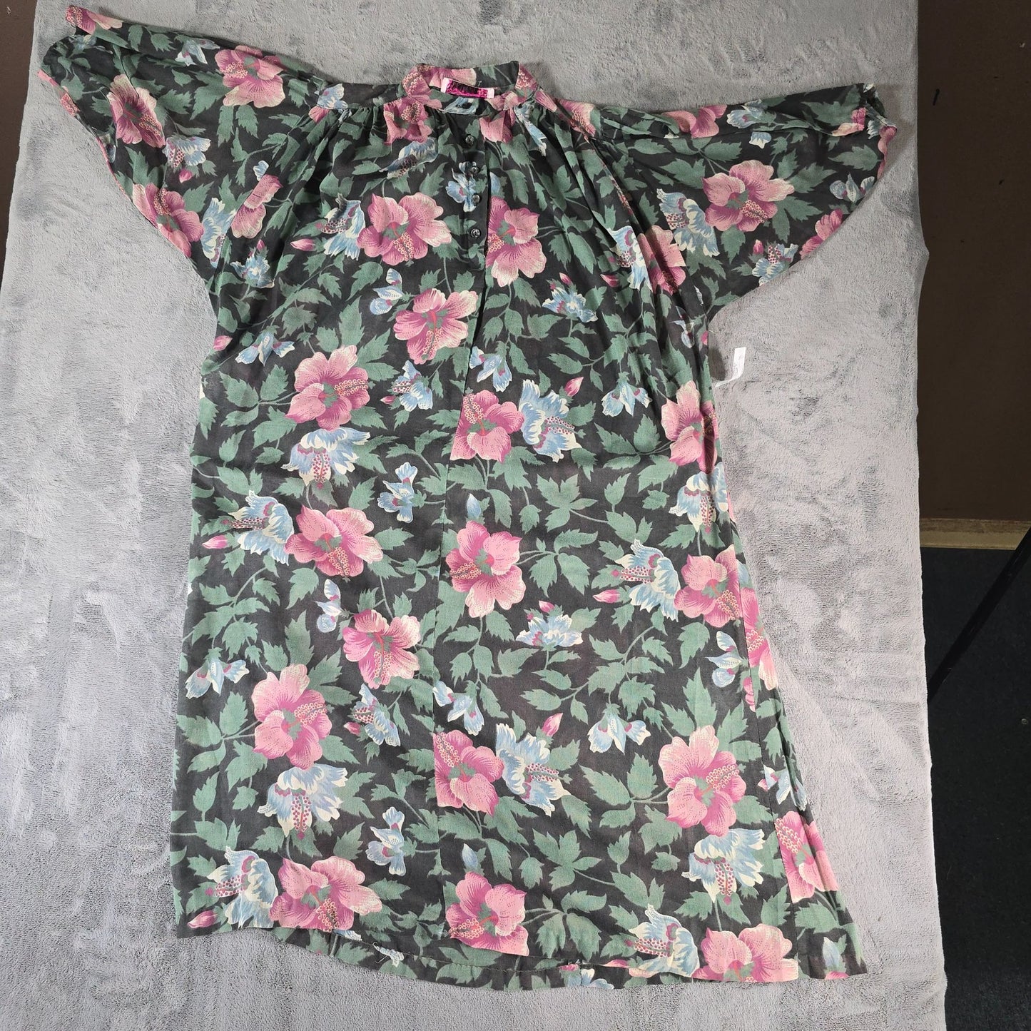 Vintage 1980s Victoriana Black/Green Sheer Floral Gauze Coverup/Midi Dress (OS)