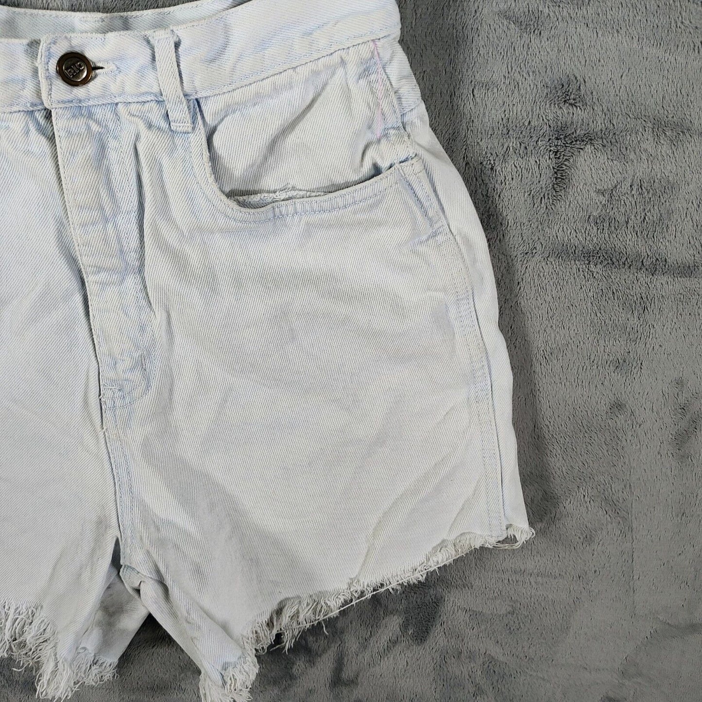 Vintage 1990's RIO By Stephen Mardon Junior's DIY Denim Cut Off Shorts (27W)