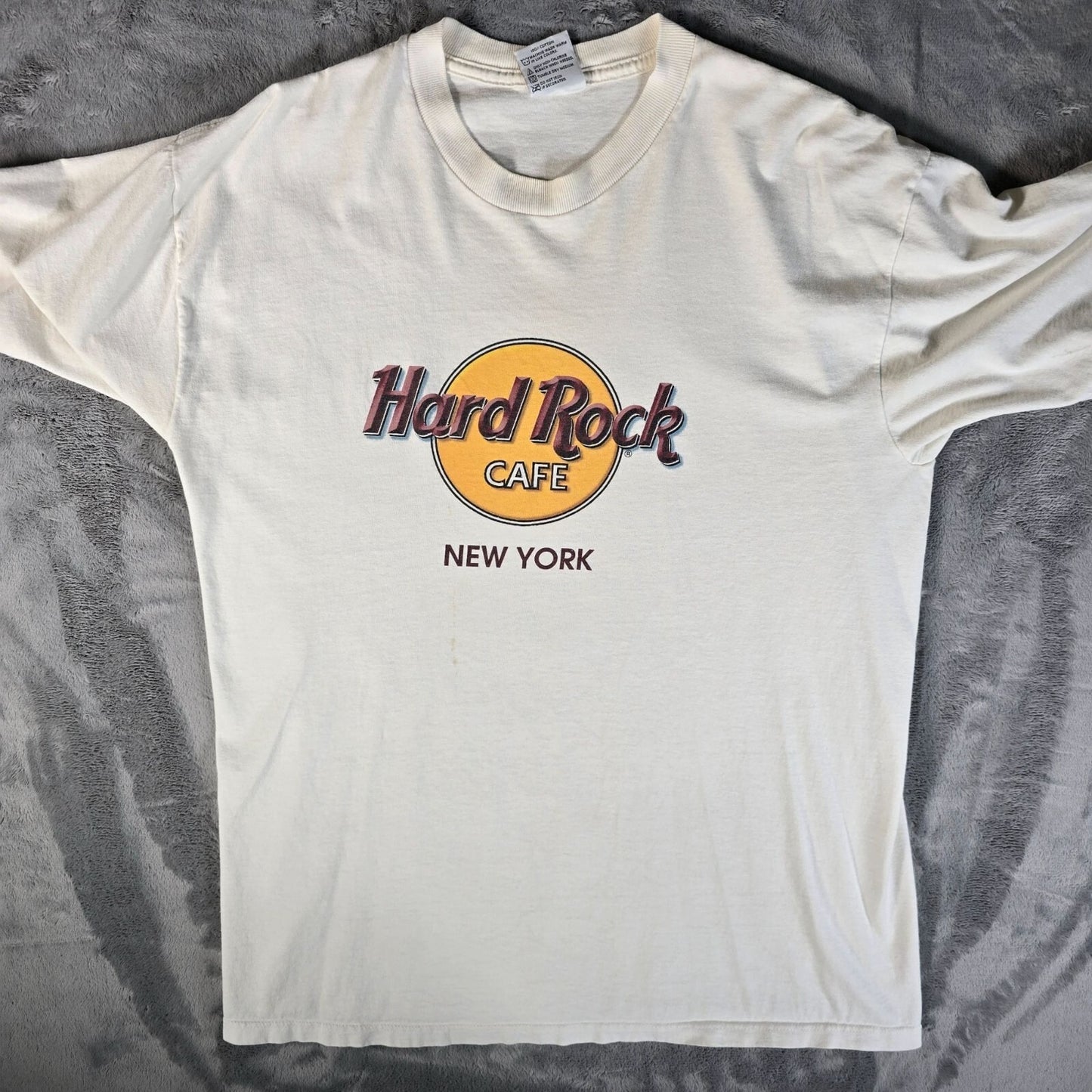 Vintage Y2K/Early 2000s Hard Rock Cafe New York Made in USA White T-Shirt (L)