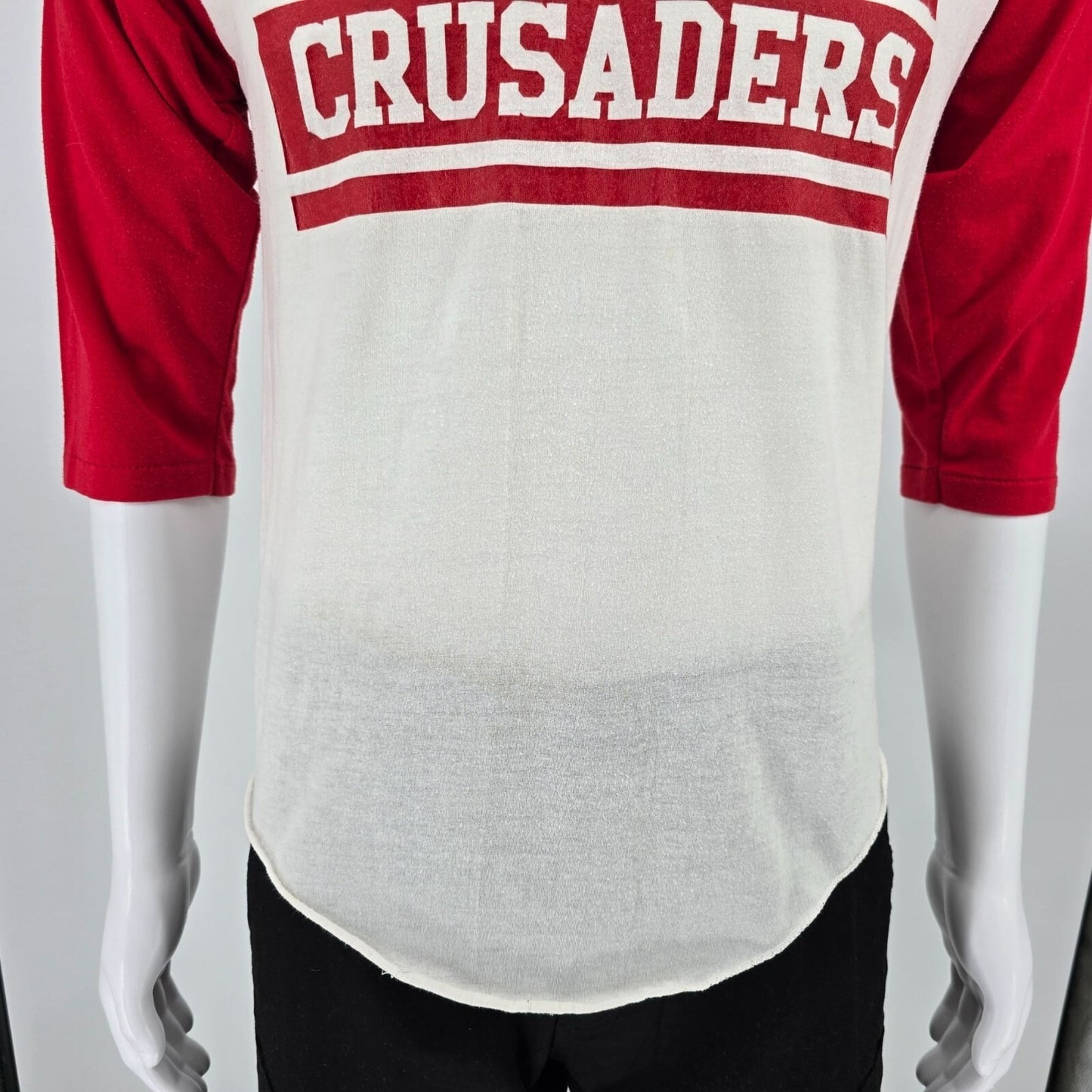 Vintage 1980s St. Henry High School Crusaders Class of 1983 Raglan T-Shirt (S)