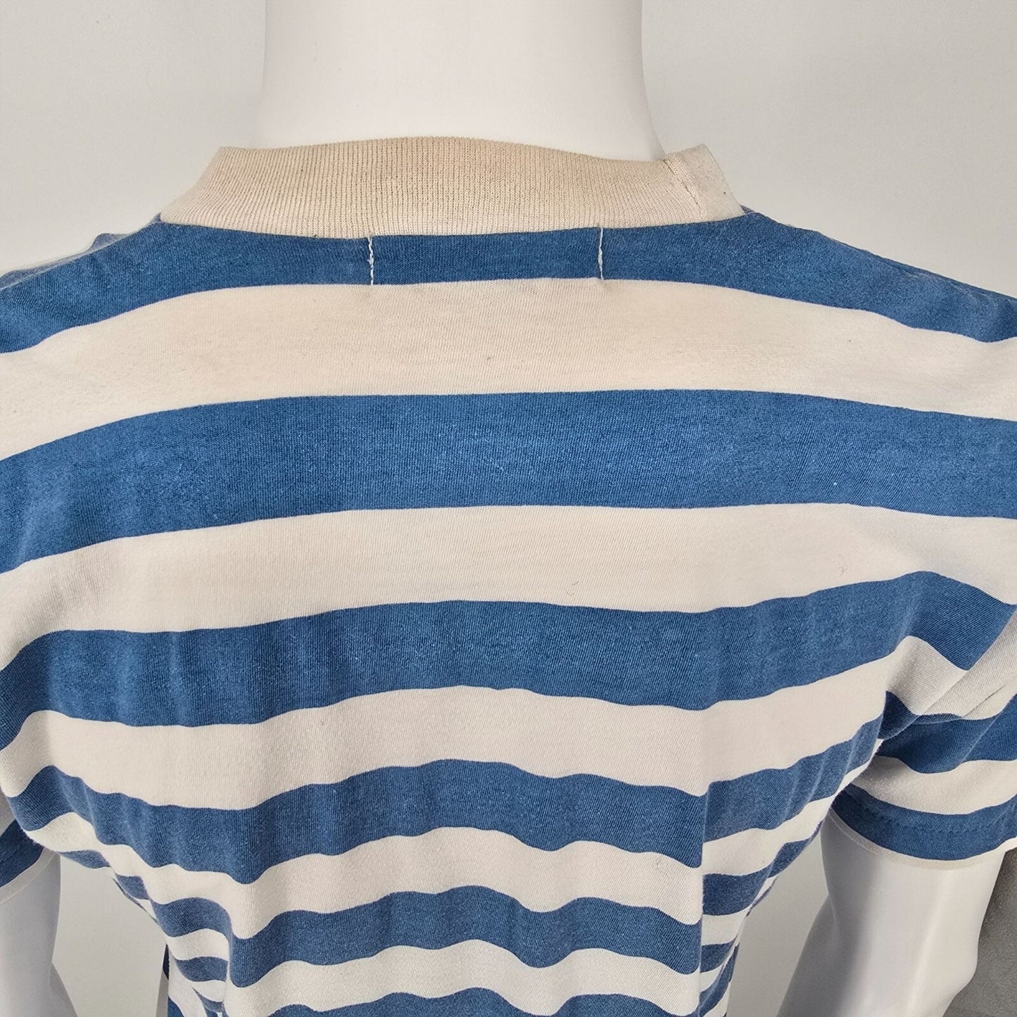 Vintage 1990s Embroidered Bahamas Yachting Striped Nautical T-Shirt (M)