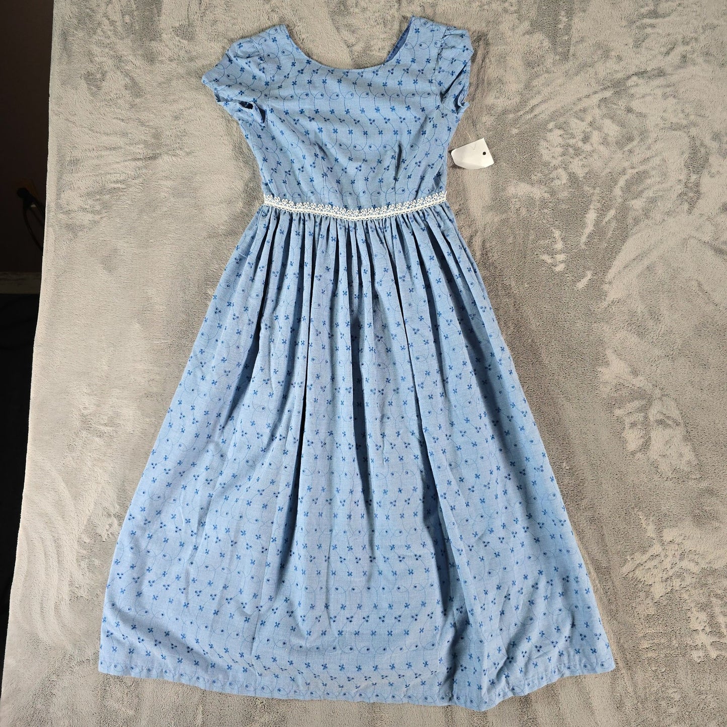 Vintage 1970s Blue Chambray Embroidered Eyelet Empire Waist Midi Dress (XS)