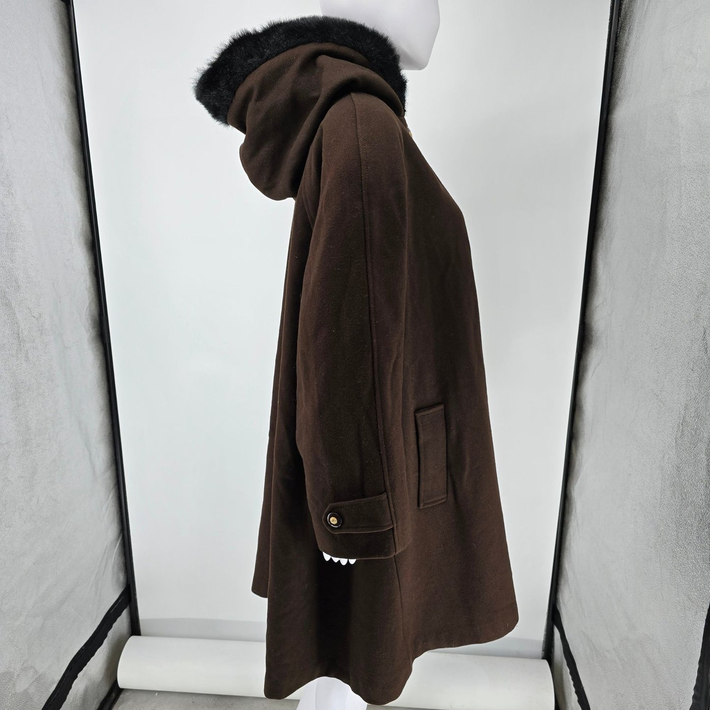 Vintage 1980s Stephanie Matthews Women's Brown Faux Fur Trim Hooded Coat (XXL)
