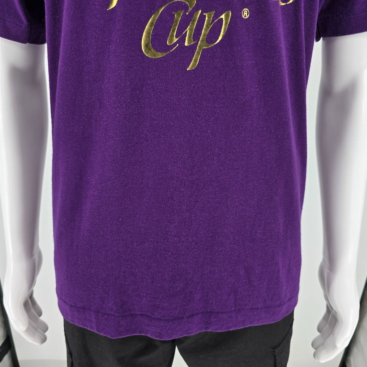 Vintage Early 1990s Screen Stars Best Breeders Cup Gold Foil Logo T-Shirt (L)