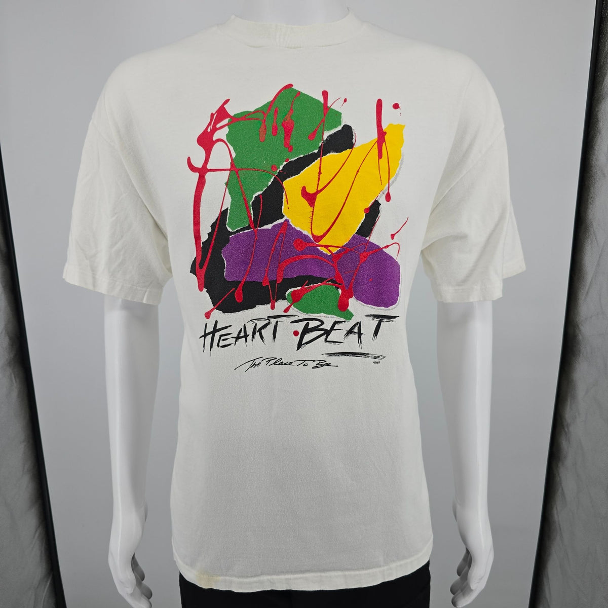 Vintage 1990s Heart Beat "The Place to Be" Paint Splatter Graphic T-Shirt (L/XL)