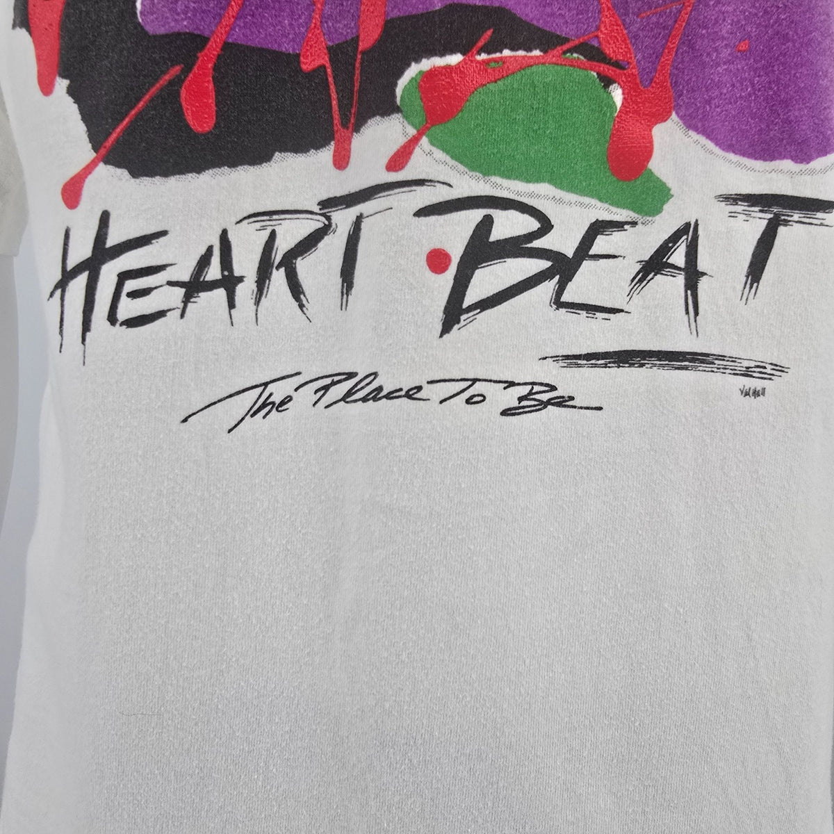 Vintage 1990s Heart Beat "The Place to Be" Paint Splatter Graphic T-Shirt (L/XL)