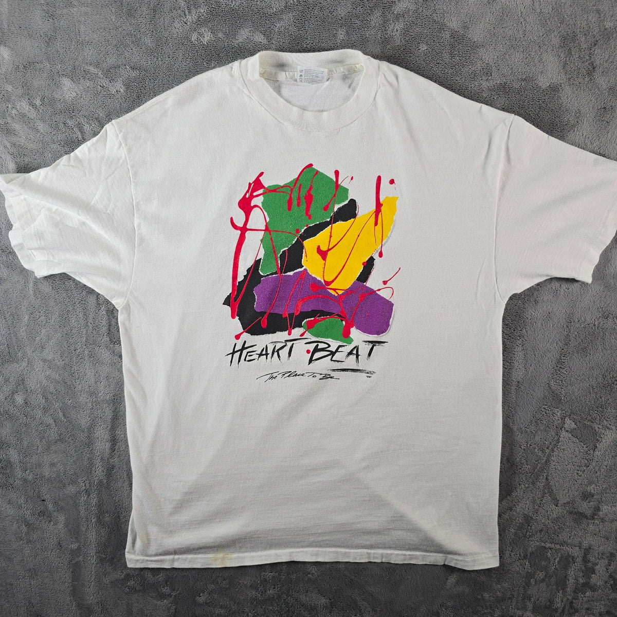 Vintage 1990s Heart Beat "The Place to Be" Paint Splatter Graphic T-Shirt (L/XL)