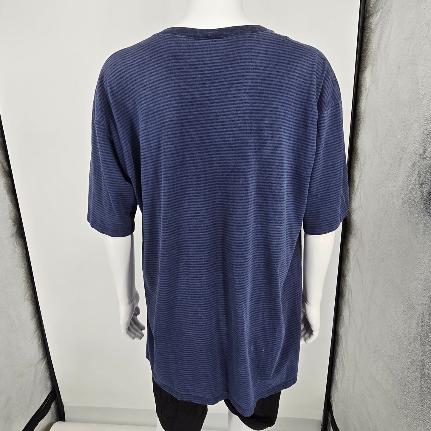 Vintage 1990s Towncraft Big and Tall Navy Blue Striped Pocket T-Shirt (2XLT)