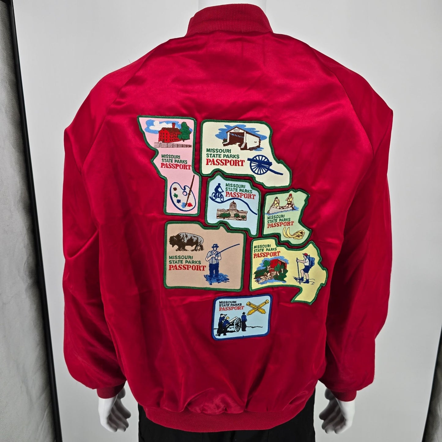 Vintage 1990s WestArk "Lynn" Missouri State Parks Passport Satin Jacket (2XL)