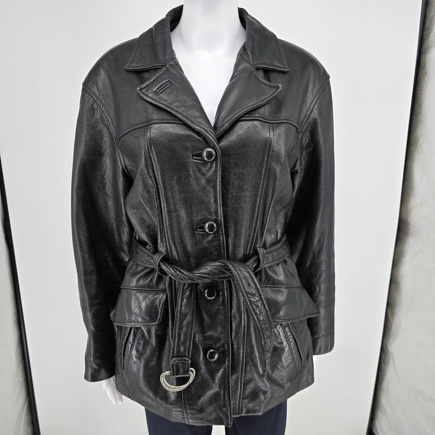 Vintage 1990s Tannery West 3M Thinsulate Lined Black Leather Belted Jacket (M)