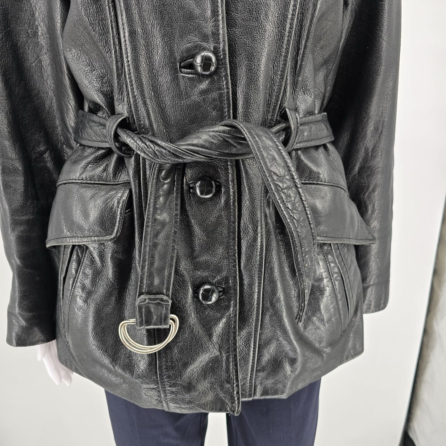 Vintage 1990s Tannery West 3M Thinsulate Lined Black Leather Belted Jacket (M)