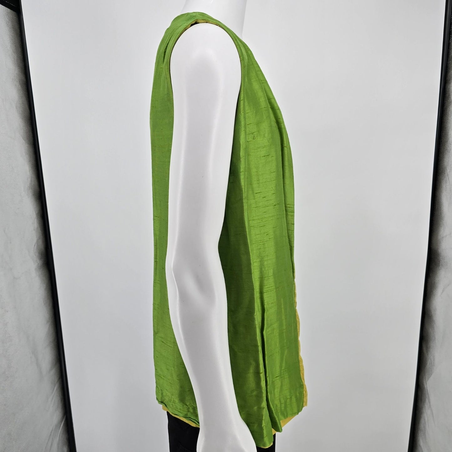 Vintage 1990s Unisex Lime Green/Chartreuse Slubbed Silk Open Front Boho Vest (M)