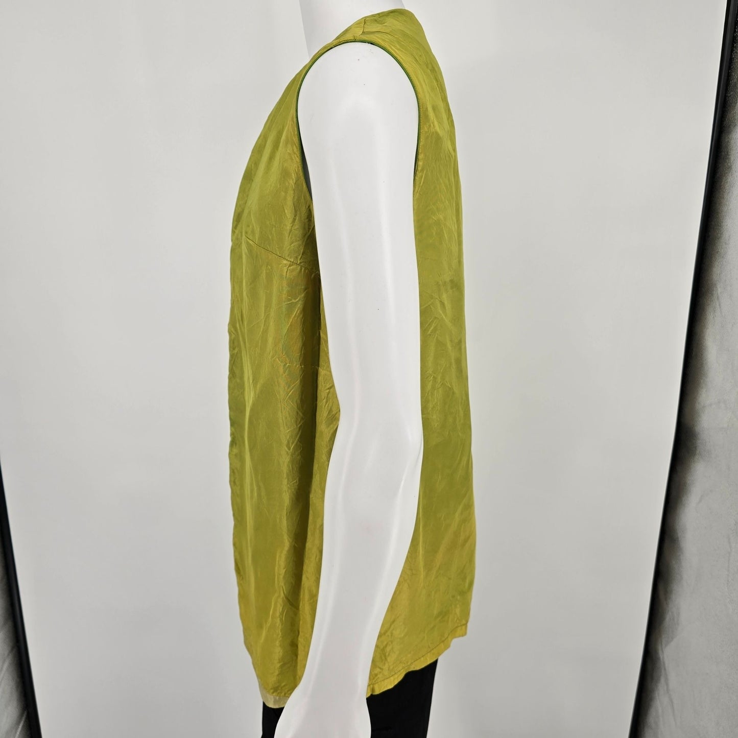 Vintage 1990s Unisex Lime Green/Chartreuse Slubbed Silk Open Front Boho Vest (M)