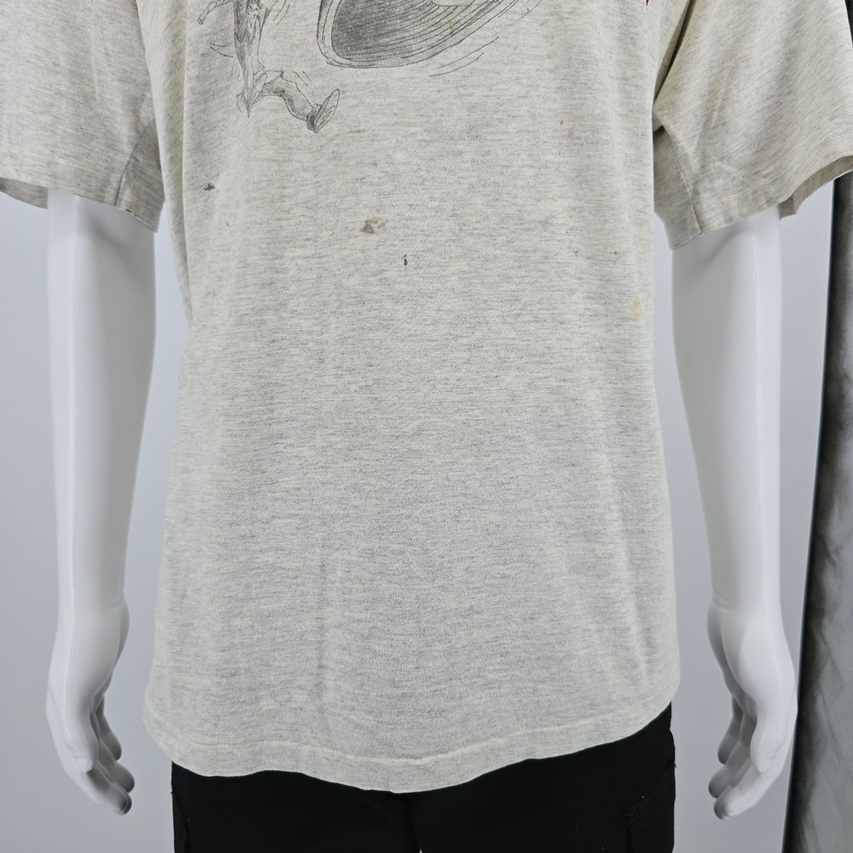 Vintage 1990s Disney's The Hunchback of Notre Dame Embroidered T-Shirt (XL)