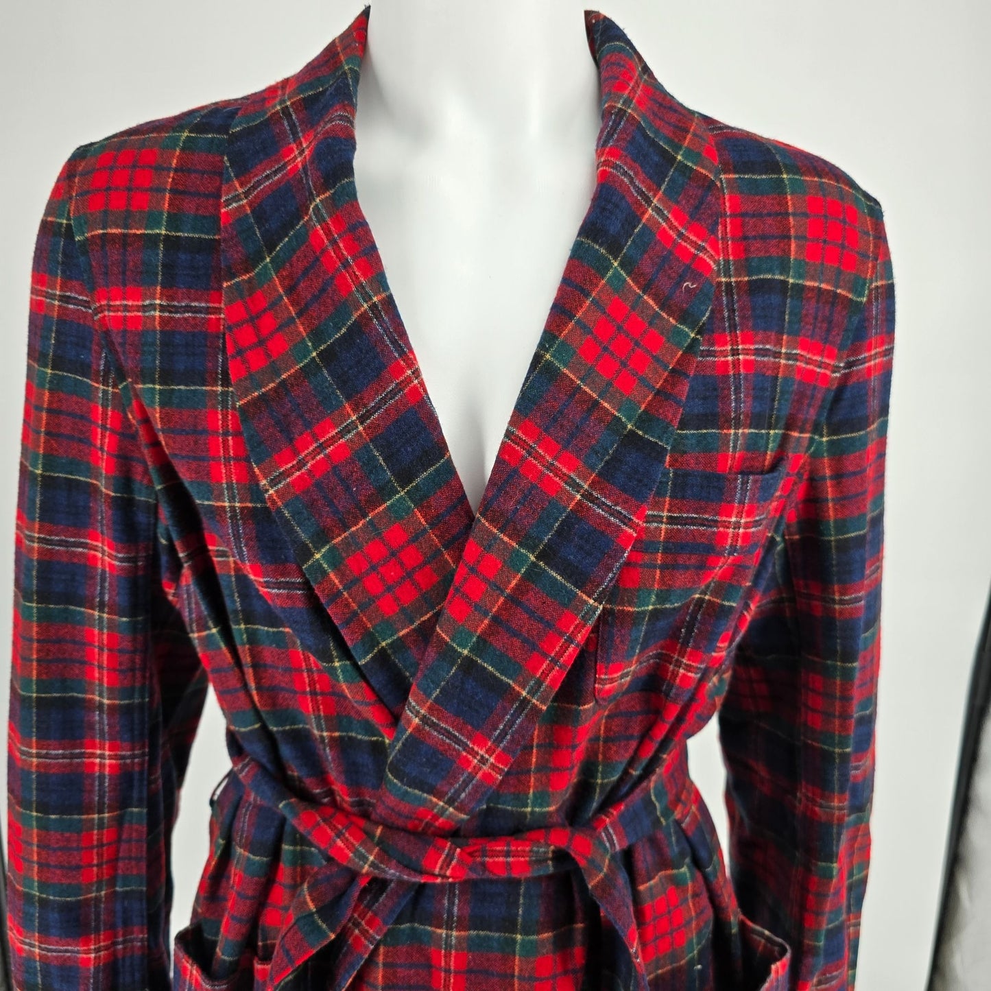 Vintage 1970s Pendleton Macphereson Red Tartan Virgin Wool Belted Robe (M)