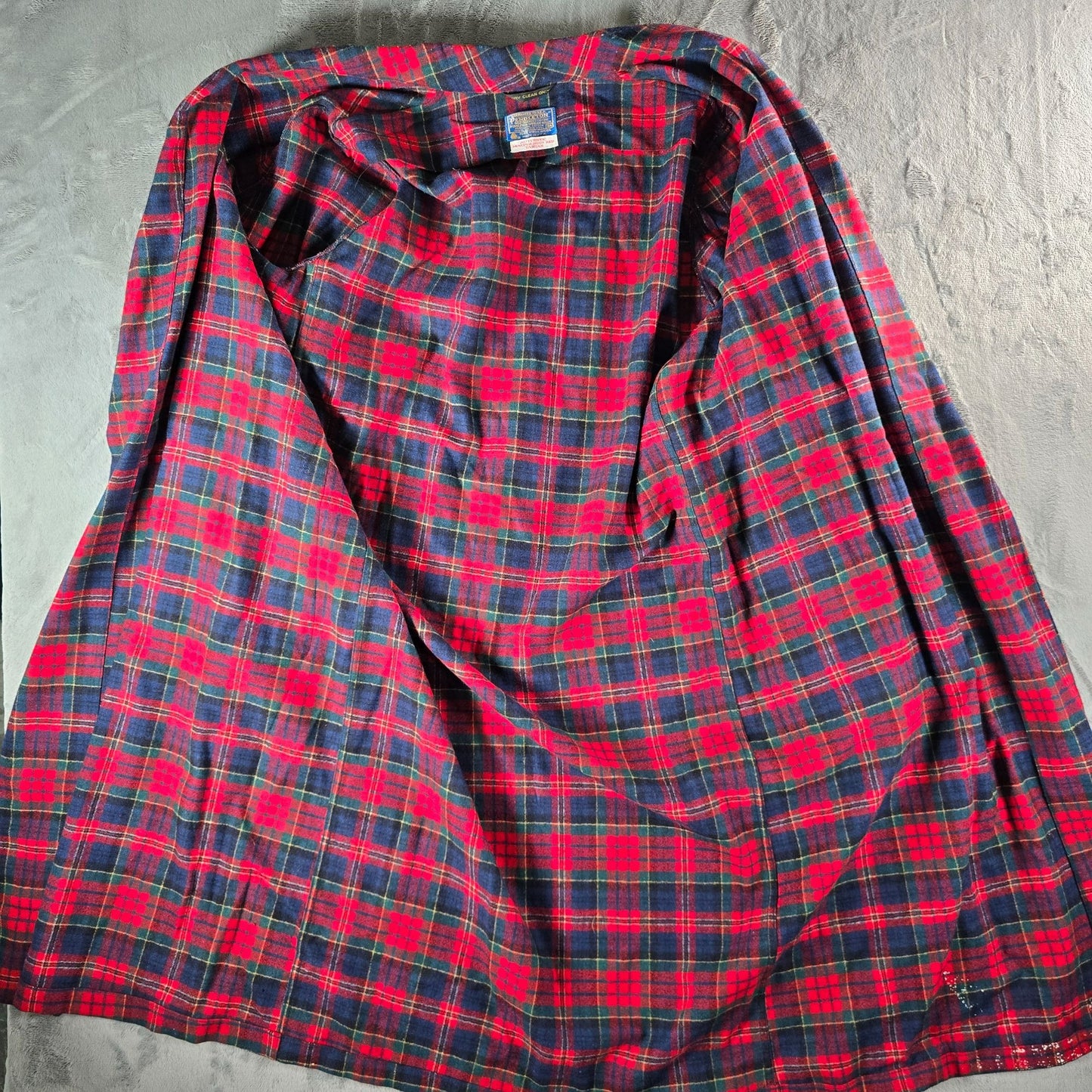 Vintage 1970s Pendleton Macphereson Red Tartan Virgin Wool Belted Robe (M)